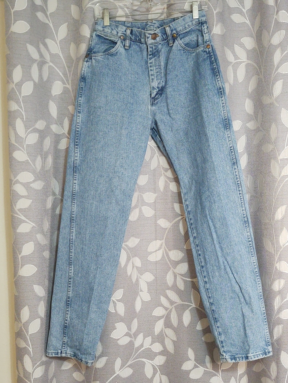 Wrangler Classic High-Rise Light Blue Women’s Jeans size 9x32